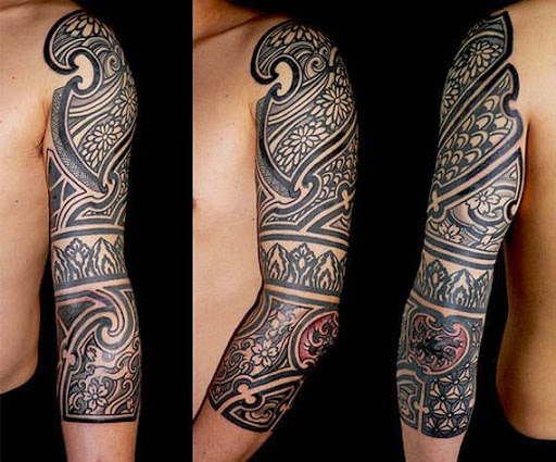 Tatuagens tribais para homens de mão cheia