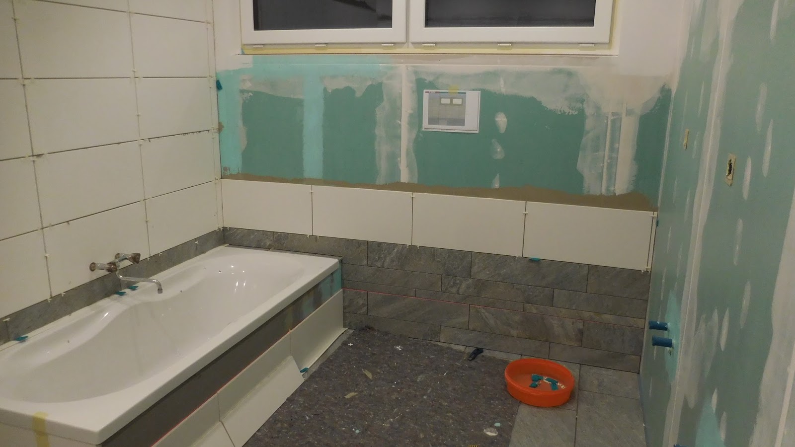 Schroli´s Baublog: Im Bad geht´s weiter