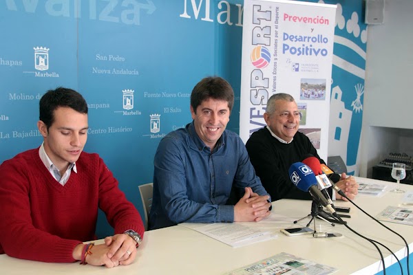 El Marbella FC lucirá la camiseta de PIVESPORT al comienzo del partido contra el Betis Deportivo