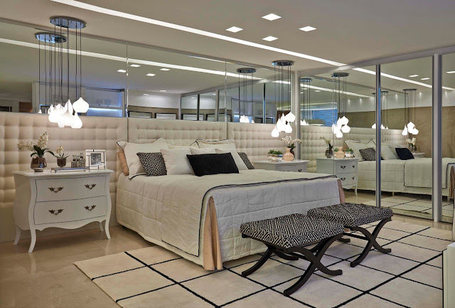 Espelhos no quarto de casal: veja as formas de usar e decorar. Blog Achados de Decoração Espelhos no quarto de casal: veja as formas de usar e decorar. Blog Achados de Decoração