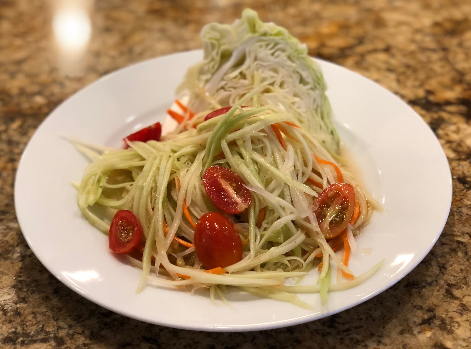 GREAT EATS HAWAII GREEN PAPAYA AND KALE SALADS