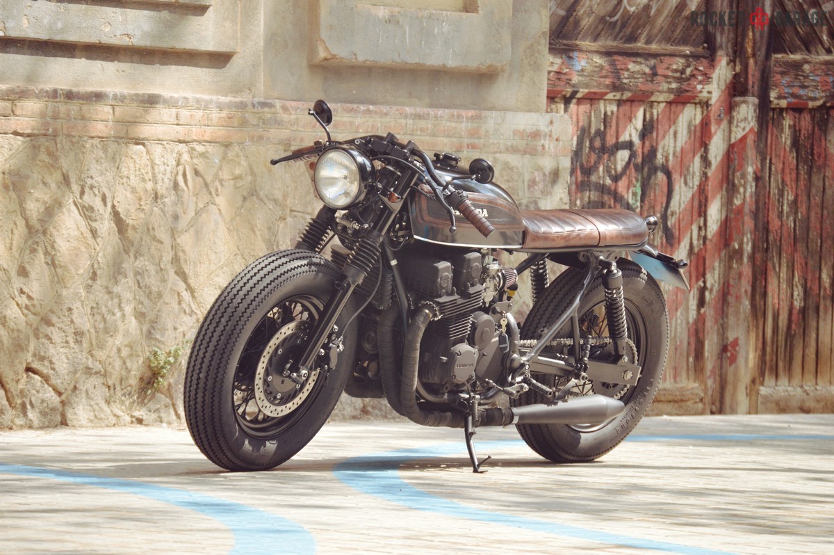 Modified Honda CB 750 Cafe Racer