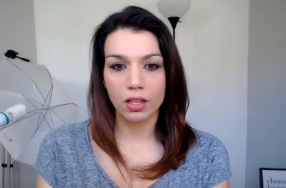 The News UNIT We found SYRIAN GIRL shapeshifting as Lindey Glenn