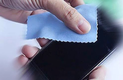 Tips Membersihkan SmartPhone Dan Tablet Dengan Aman