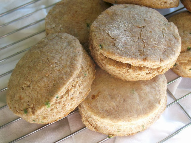 whole wheat buttermilk biscuits