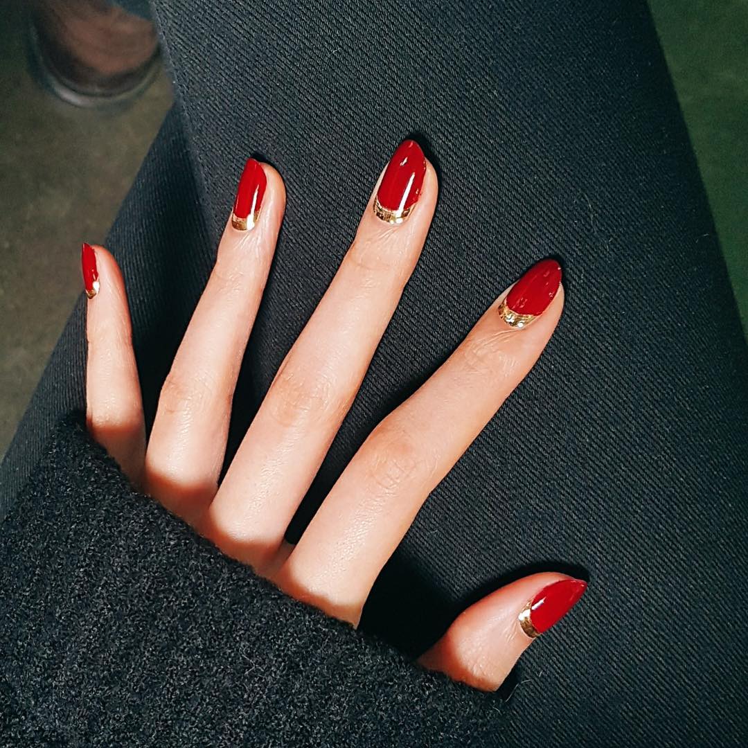 Red And Gold Press On Nails - Lee pharmaceuticals helped popularize the ...