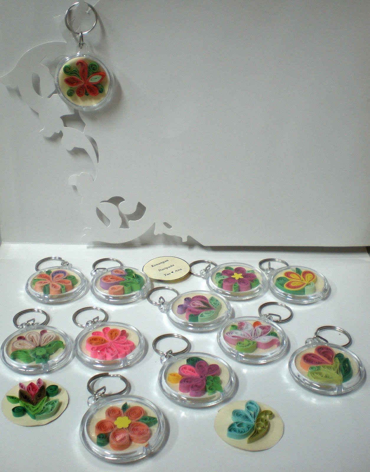 Crafty Diva's QUILLING KEYCHAIN