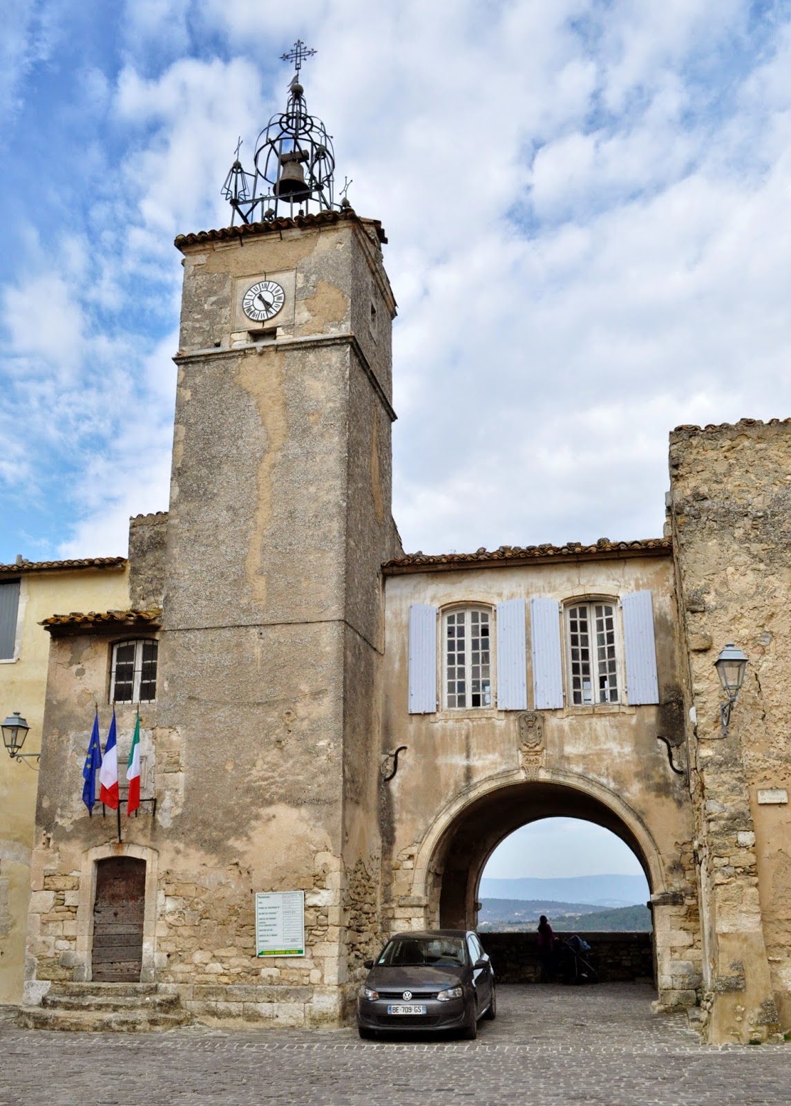 Our House in Provence: Ménerbes, Peter Mayle's First Village in Provence