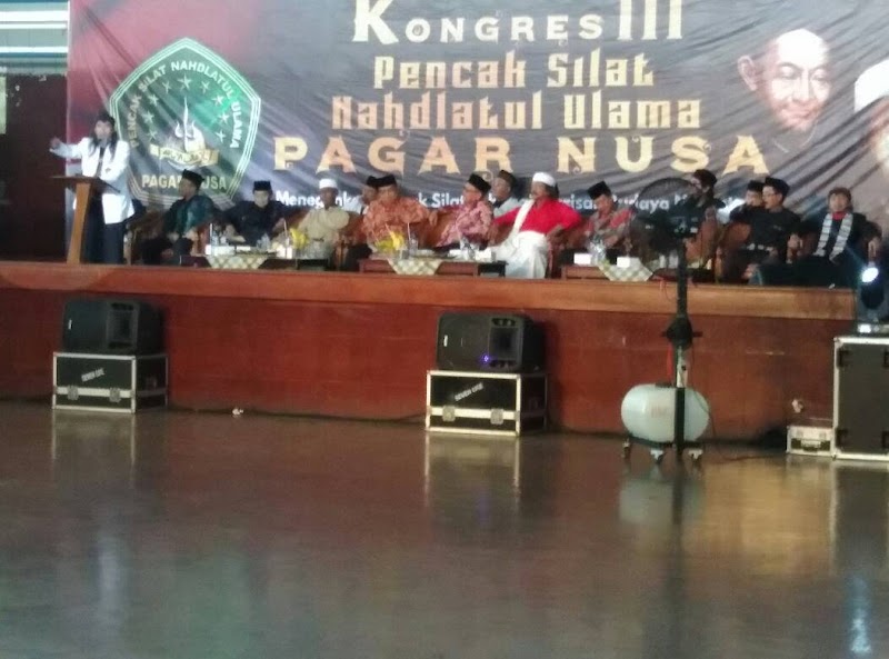 Ketua Pagarnusa: Tugas Kita Menjaga Bukan Dengan Cara Debat, Tapi Berkelahi (Dengan Fisik) Ketua Pagarnusa: Tugas Kita Menjaga Bukan Dengan Cara Debat, Tapi Berkelahi (Dengan Fisik)