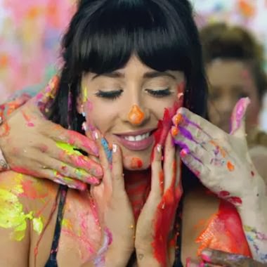 Rong's Blog Foxes having a good time in