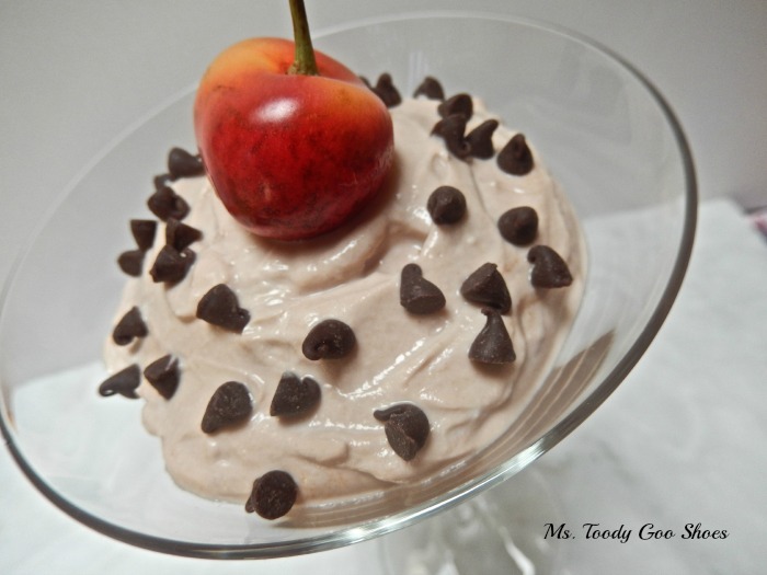 #Nutella + Plain Yogurt = Nutella Yogurt! A very satisfying snack --- Ms. Toody Goo Shoes