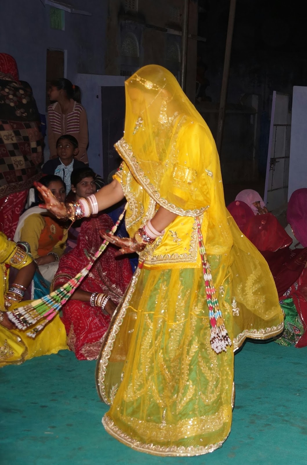 rajputi poshak odhani