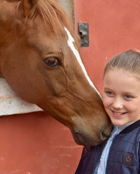 Новые официальные фотографии принцессы Изабеллы: ru_royalty — LiveJournal