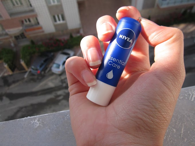 Değerlendirme #70: Nivea Essential Care Lip  Balm! ^^