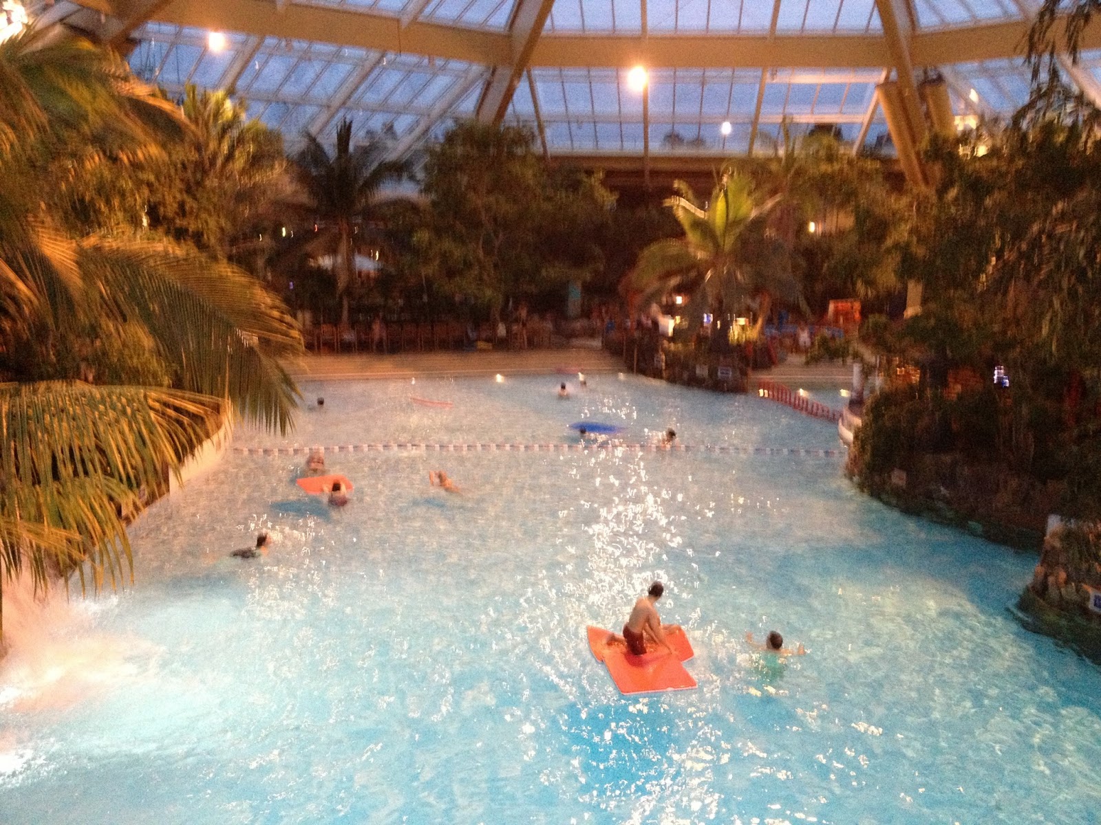 cupcakes-meets-rock-n-roll-elveden-forest-center-parcs-weekend-escape