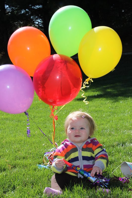 Emilynn, Brandon, and Harlow: Harlow&rsquo;s 1st Birthday!!
