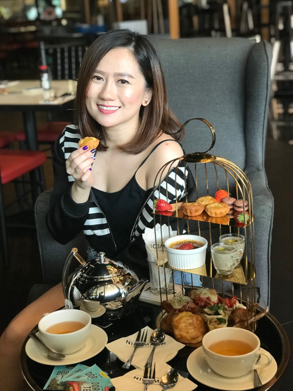 [High Tea Review] Discover 'HiTea On the Park' Nicsmann 1940s by