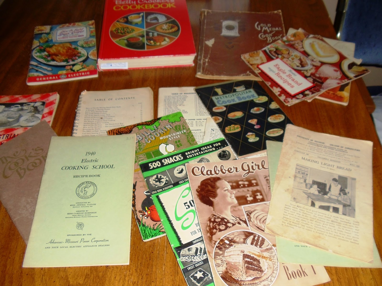 The Smith's Bennie and Patsy Got Out The Old Recipe Books