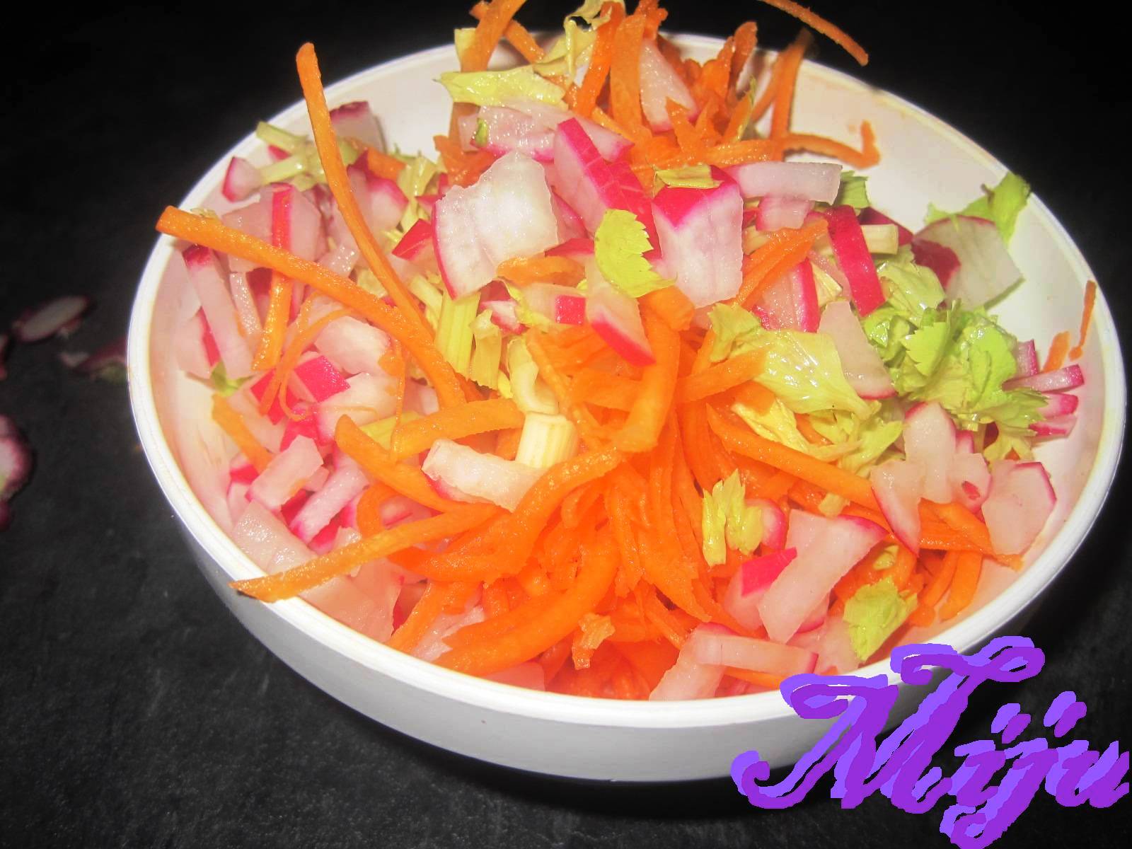 EL BOCADO DE LA HUERTA ENSALADA CON ZANAHORIA RALLADA