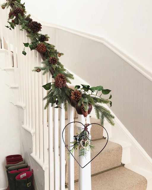 Christmas // Decorating with The White Company* - Roses and Rolltops