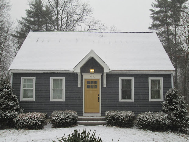 Cape Cod Style Homes Front Door Color Vtwctr Cape Cod Exterior House Colors