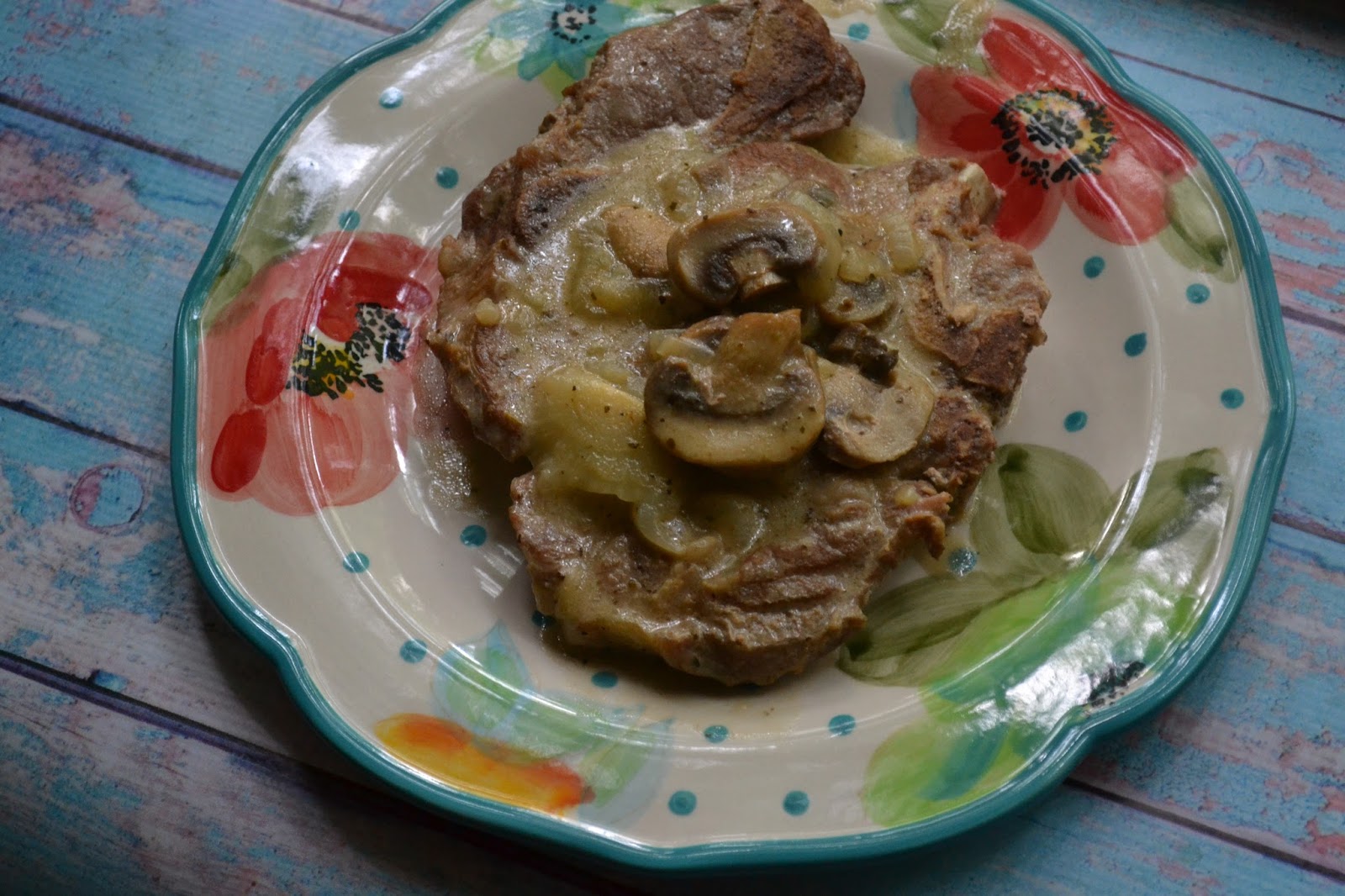 Pork Chops with Mushroom Onion Gravy