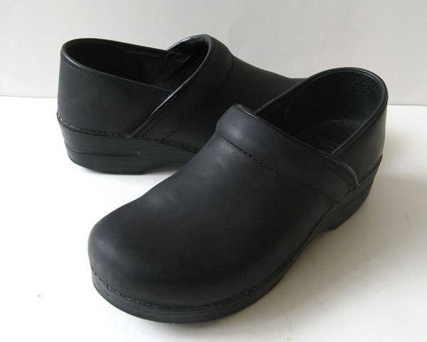 cheap work clogs