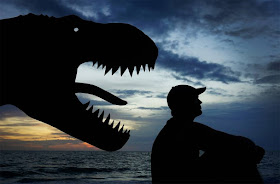 05-T-Rex-John-Marshall-Sunset-Selfie-Photographs-with-Cardboard-Cutouts-www-designstack-co