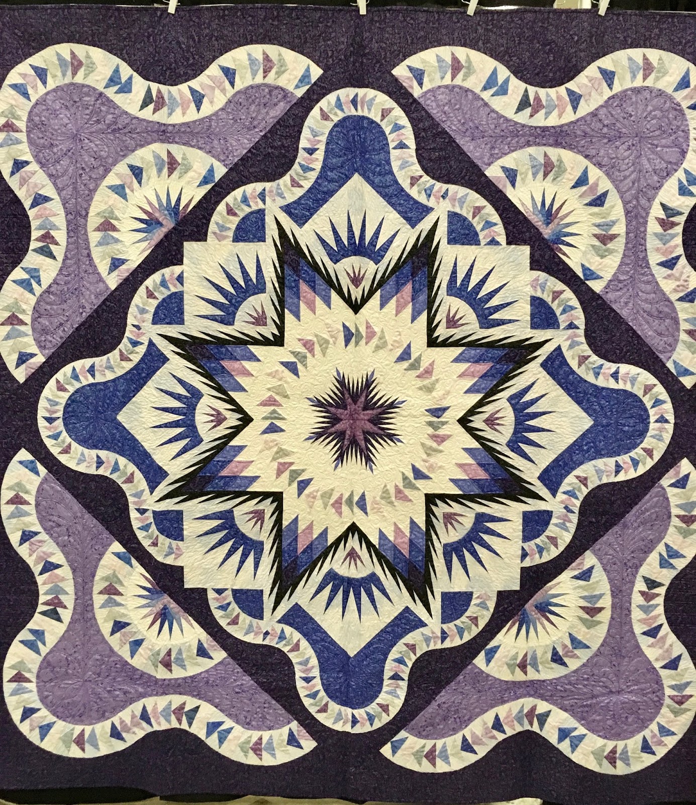 COUNTRY LOG CABIN WILLAMETTE VALLEY QUILT FESTIVAL, ALBANY, OREGON