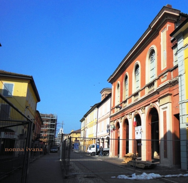 CREVALCORE PORTA MODENA, LA PIAZZA, PORTA BOLOGNA