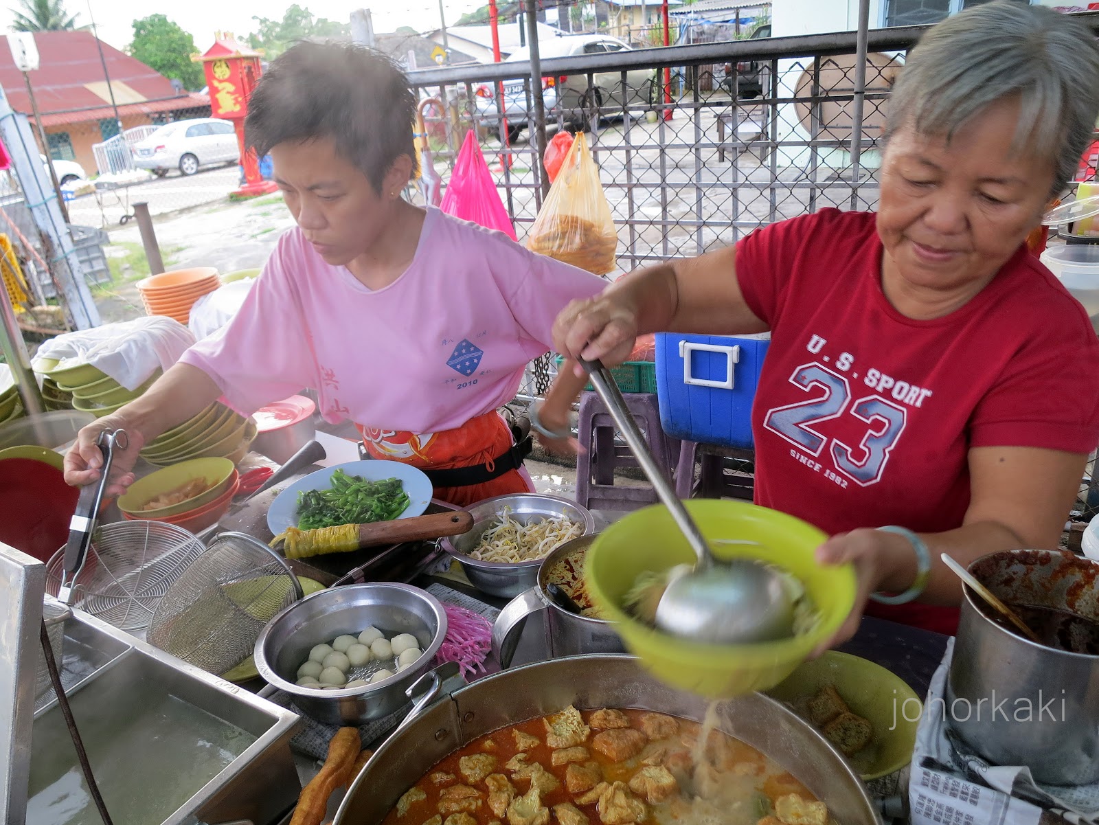 Tampoi Laksa, Johor Bahru 淡杯辣沙 Tony Johor Kaki Travels for Food