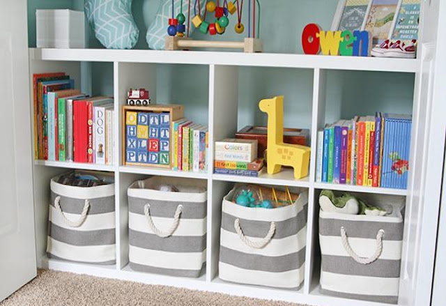 Quarto Montessoriano Estante Quarto Montessoriano