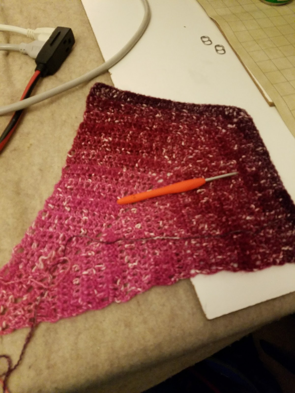 Beccas Crazy Projects: Crochet Experiment: Dragonfly Wing