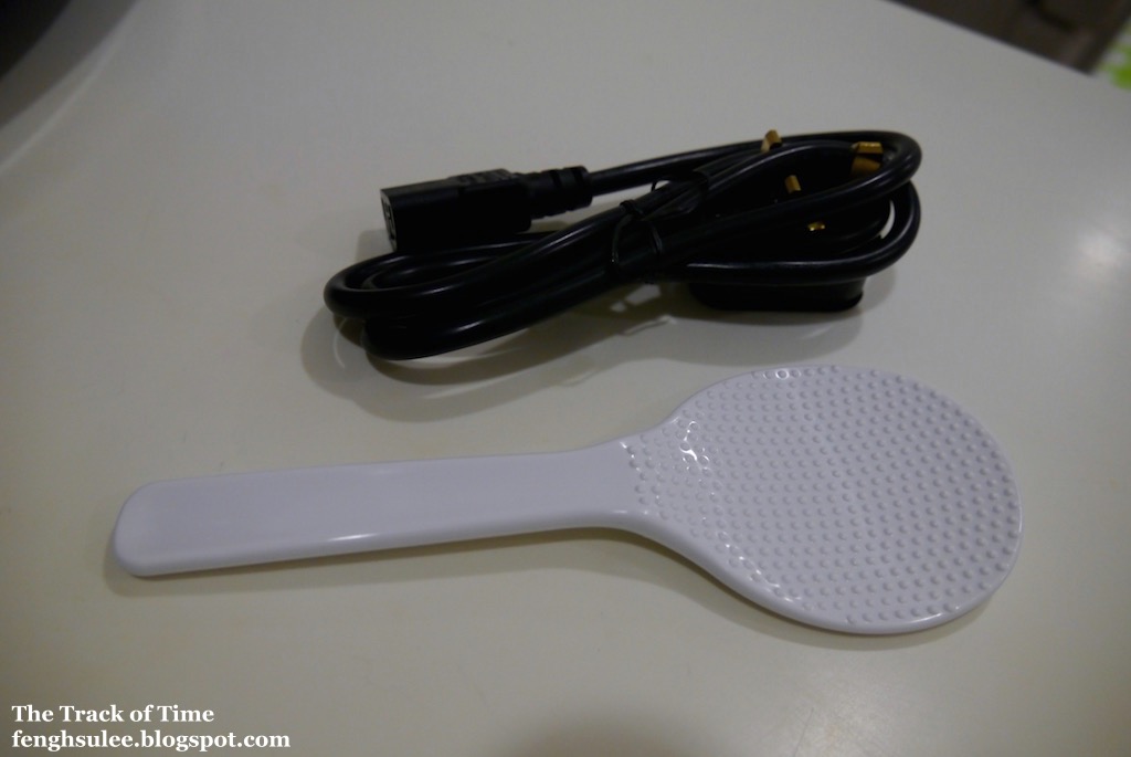 Hitachi Rice Cooker RZXMC10Y Black The Track of Time