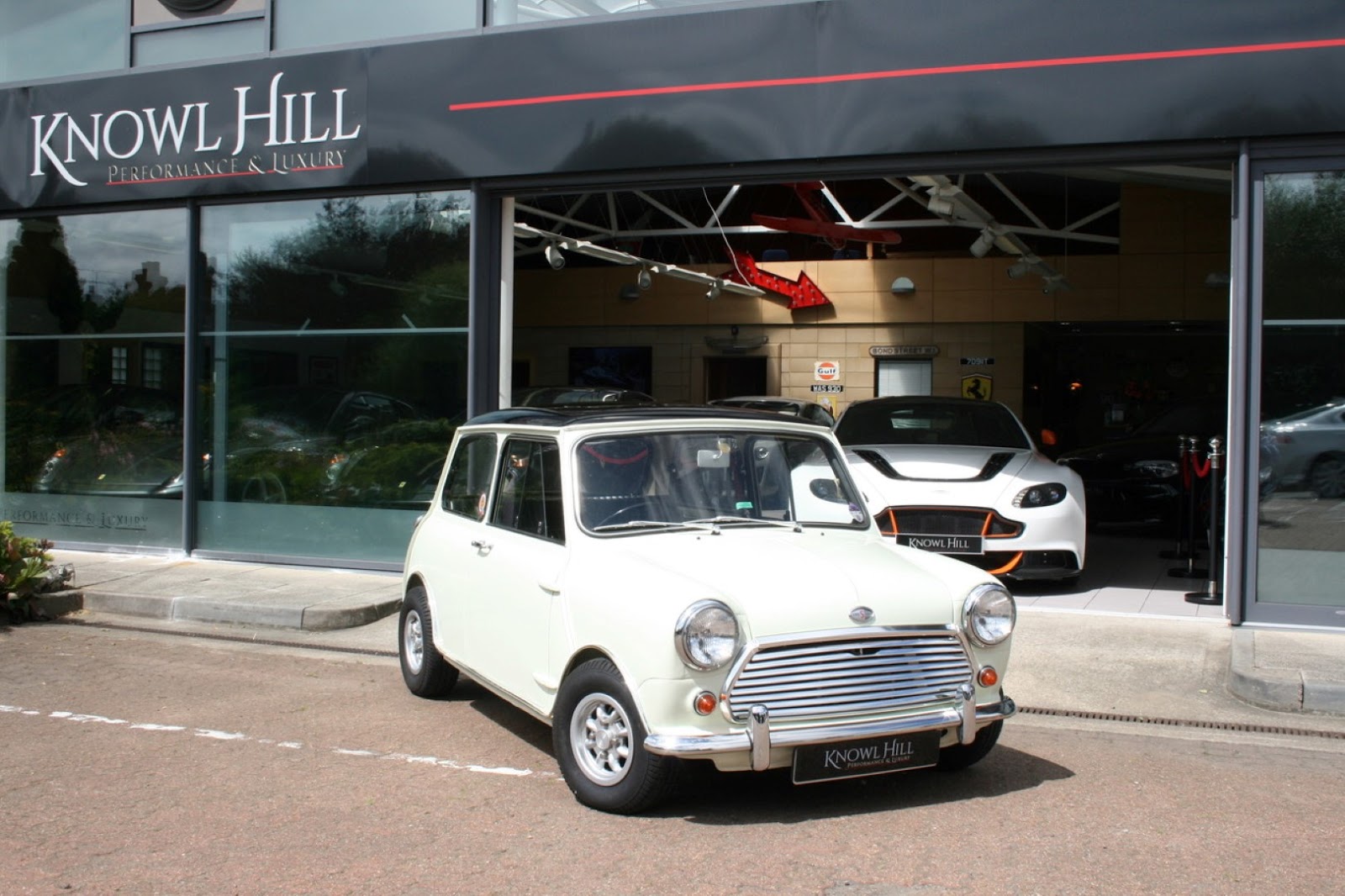 Love Mini Desirable And Rare Classics Knowl Hill Performance