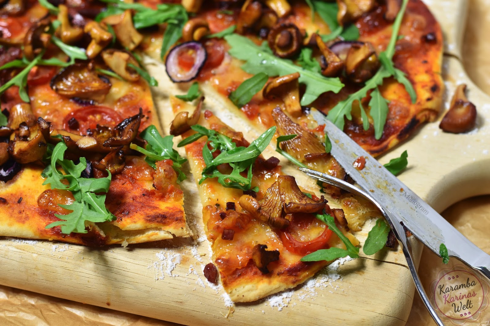KarambaKarina&amp;#39;s Welt: Pizza mit gebratenen Pfifferlingen