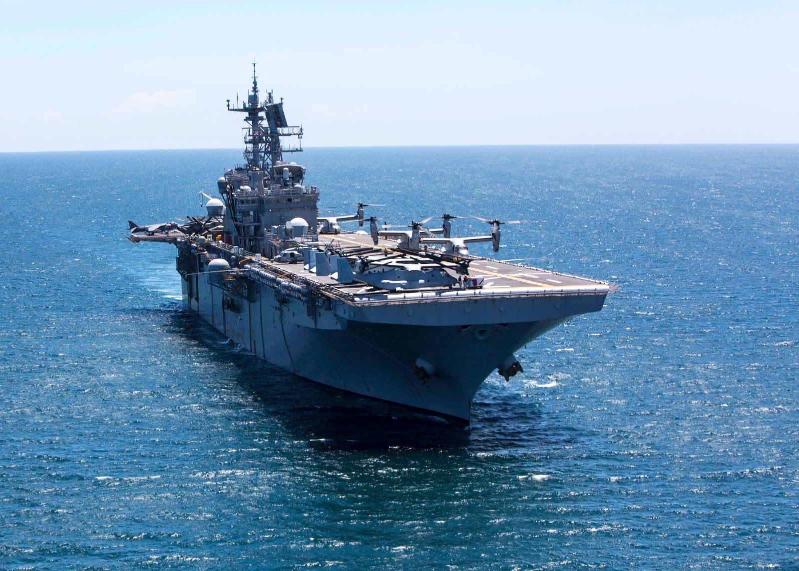 images Авианосная ударная группировка ВМС США вернулась в Средиземное море изображения foto Авианосная ударная группировка ВМС США вернулась в Средиземное море изображения