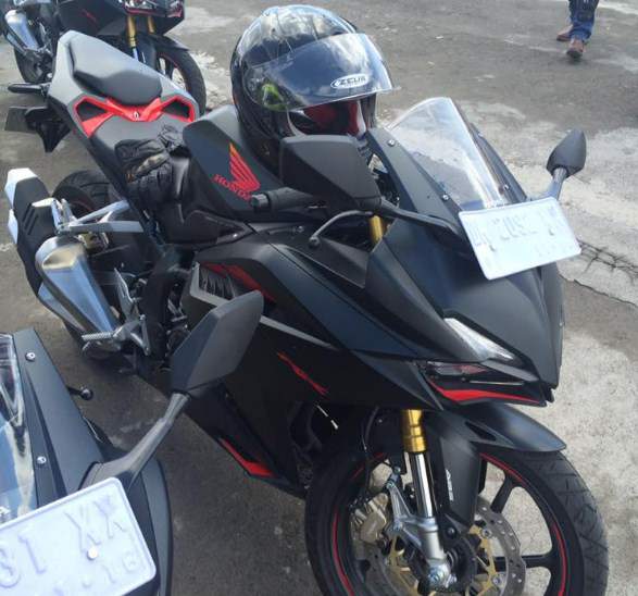 Dudukan-plat-Tanda-nomer-kendaraan-allnewcbr250rr Dudukan-plat-Tanda-nomer-kendaraan-allnewcbr250rr