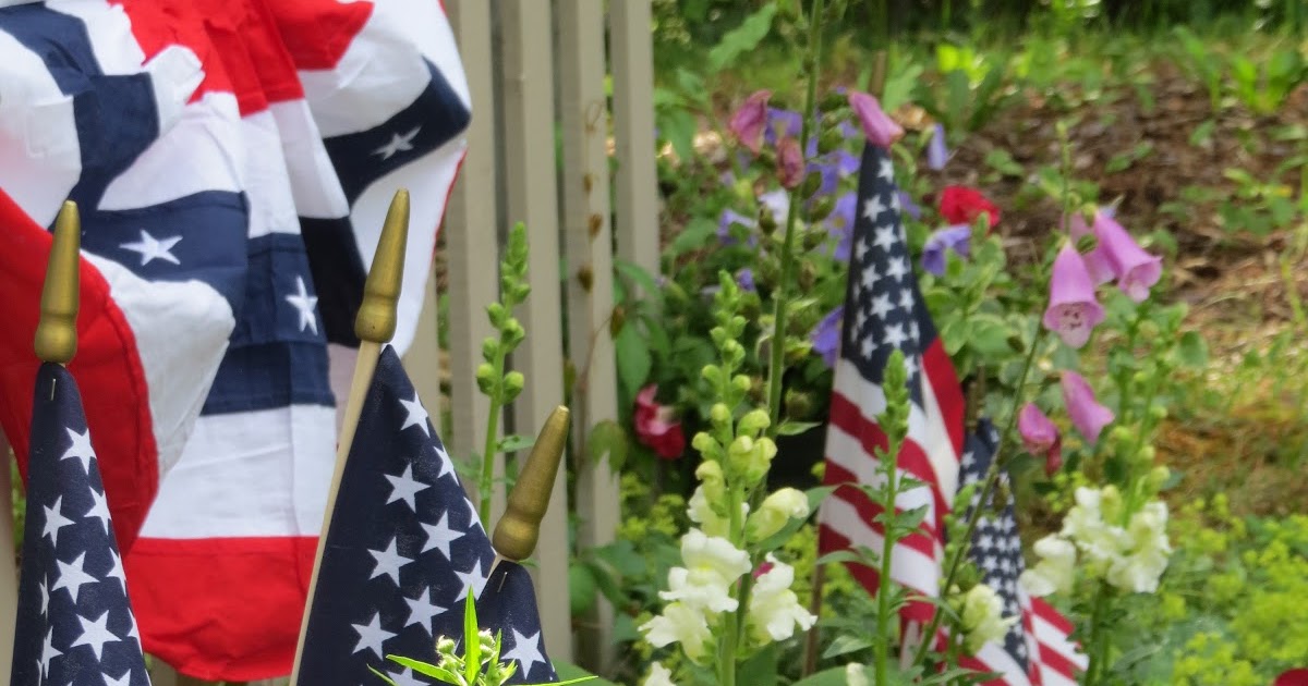 DesignsandEvents My Red, White and Blue Garden