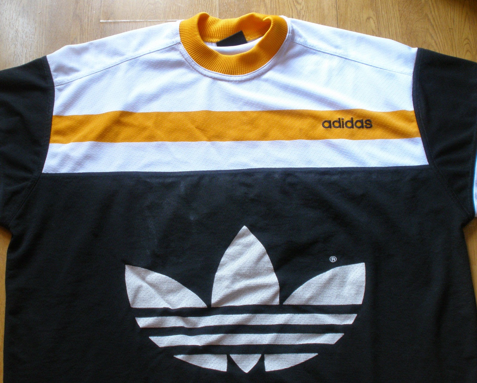 Vintage Adidas T Shirt 2025