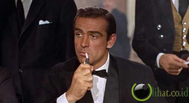  Sean Connery - James Bond