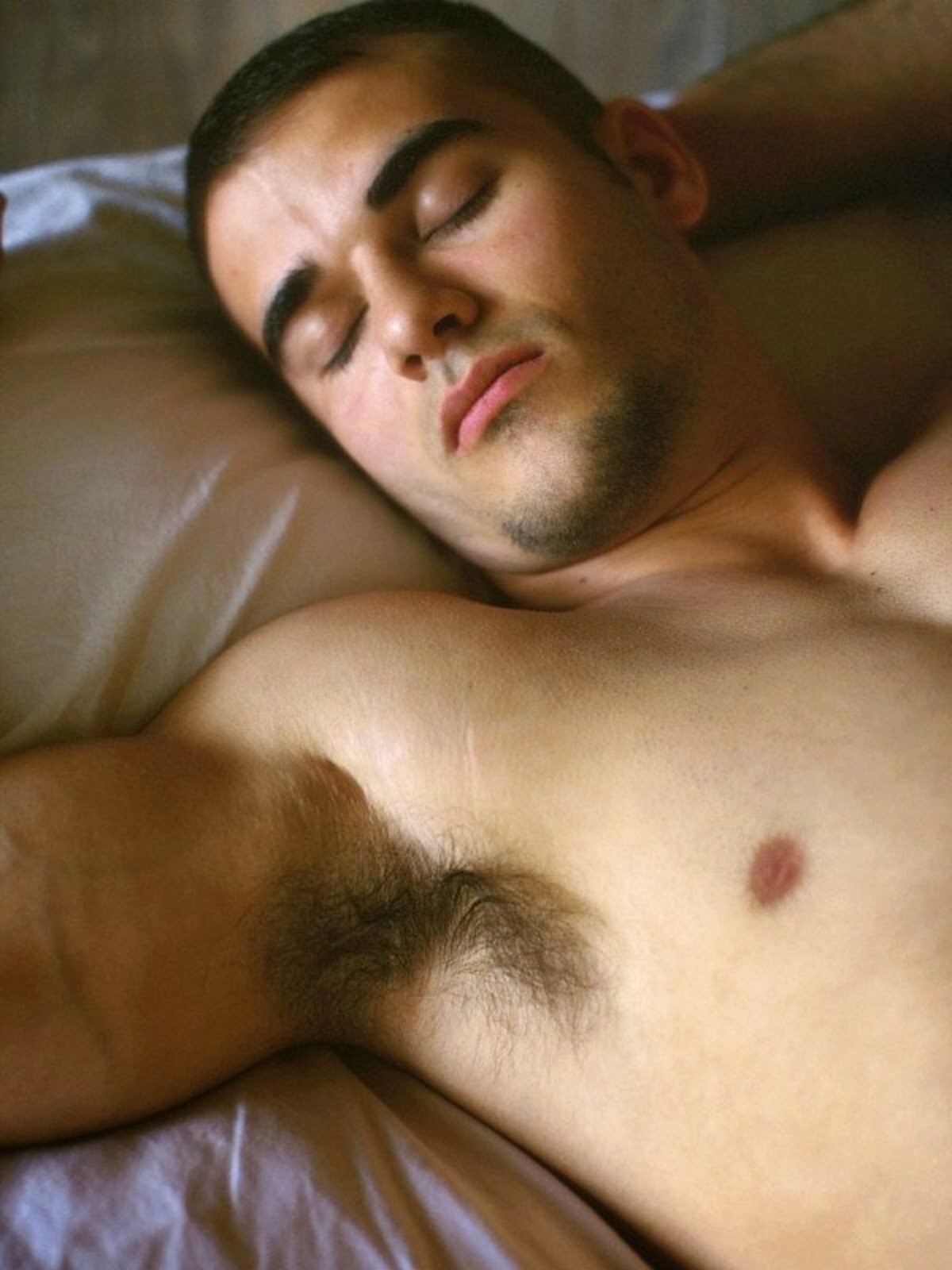 что означают голые мужики во сне фото 54