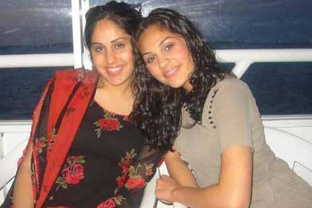Kolkata Desi Aunties smiling Pics | Mallu Surf