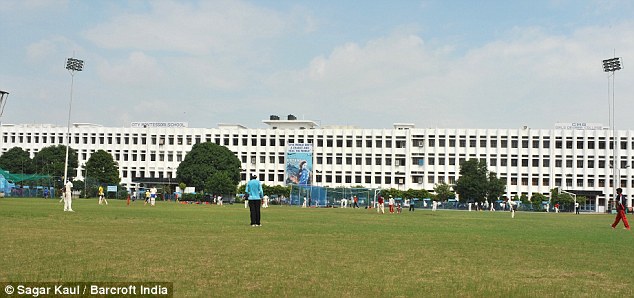 The World s Biggest School In India