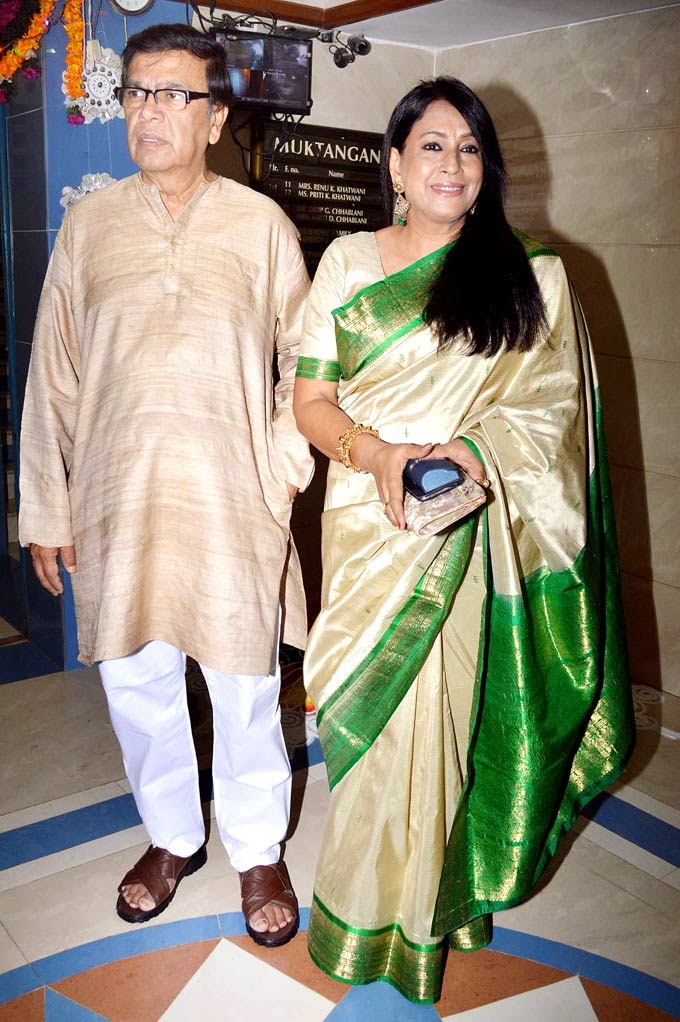 Bollywood Actress Bipasha Basu Parents Father Hirak Basu & Mother Mamata Basu | Bollywood Actress Bipasha Basu Family Photos | Real-Life Photos
