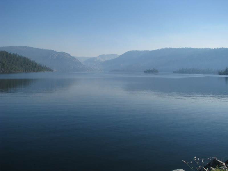 Mamma Quail Hiking California From Cherry Lake to Lake Eleanor The