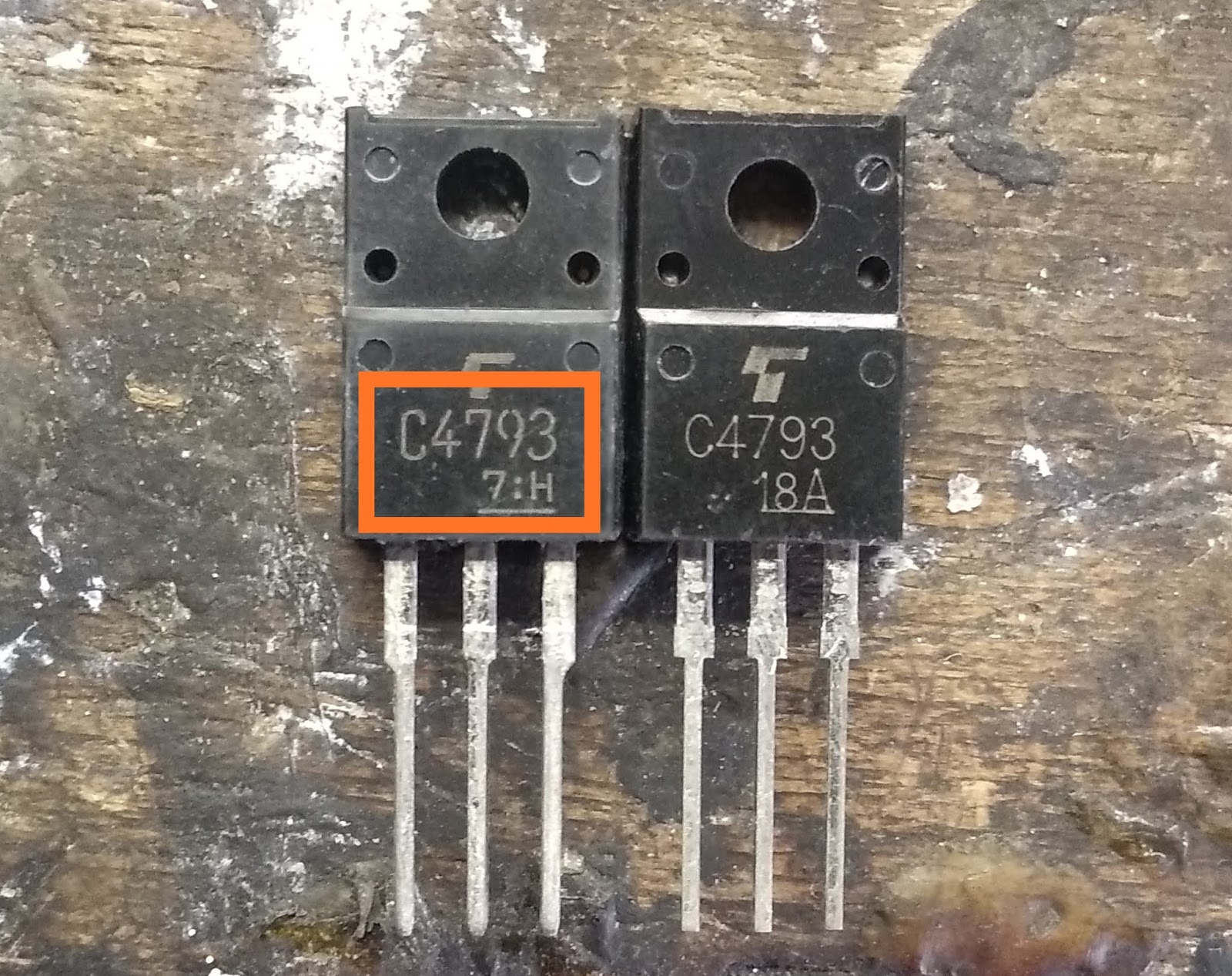 Captester Perbedaan transistor C4793, A1837 asli dan palsu