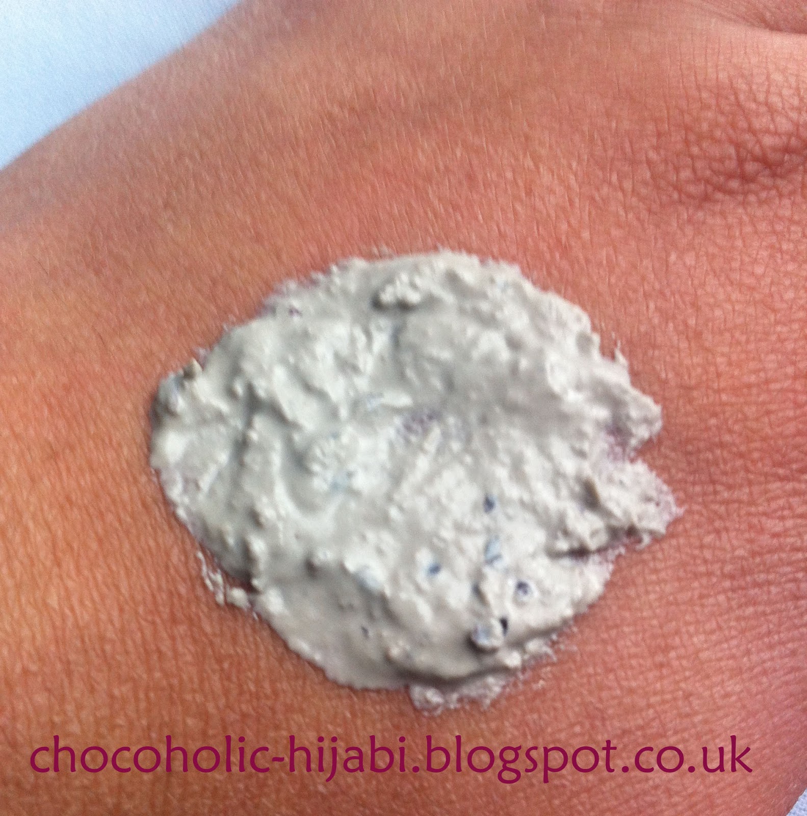 Lush Fresh Face Mask Catastrophe Cosmetic [review] Chocoholic Hijabi