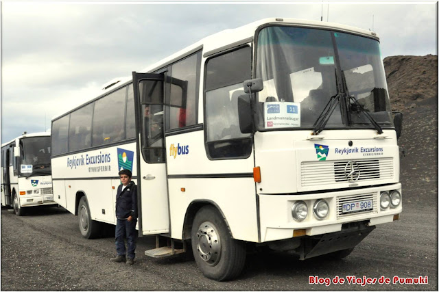 Autobuses hacia Landmannalaugar, Islandia Autobuses hacia Landmannalaugar salen de Reikiavik y tienen varias paradas, la última en Hella.