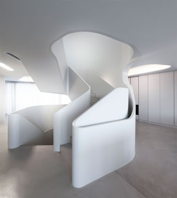 Spectacular Unique Home Designed for Futuristic Impression Spectacular Unique Home Designed for Futuristic Impression